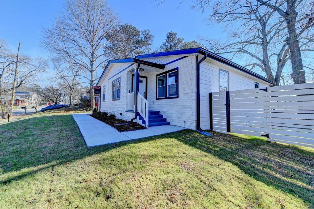 Modern Home At Colonial College Park アトランタ エクステリア 写真